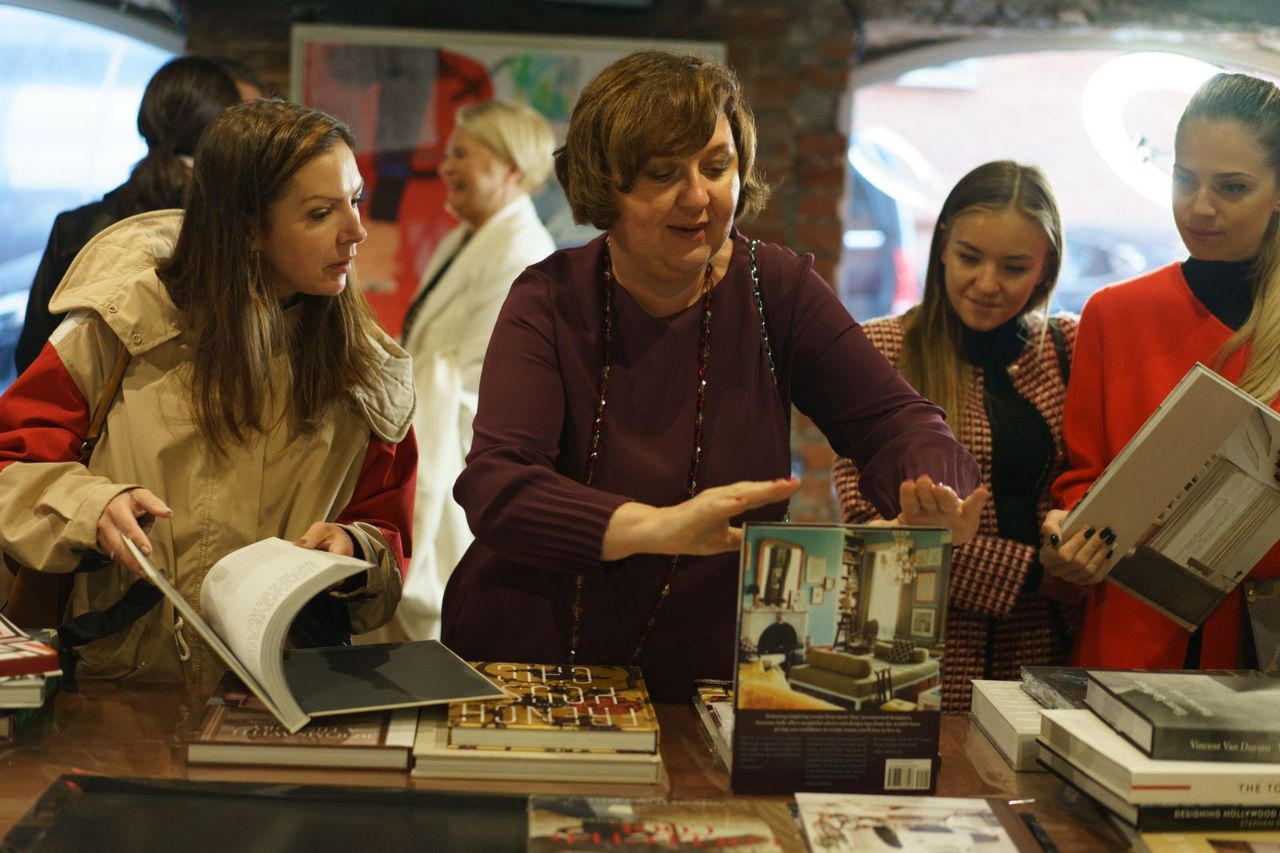 И снова книжный базар в Москве!
